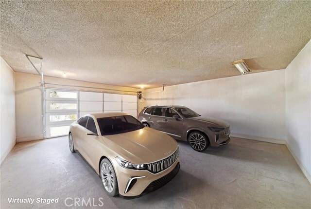 Building Photo - 1500 Country Club Dr