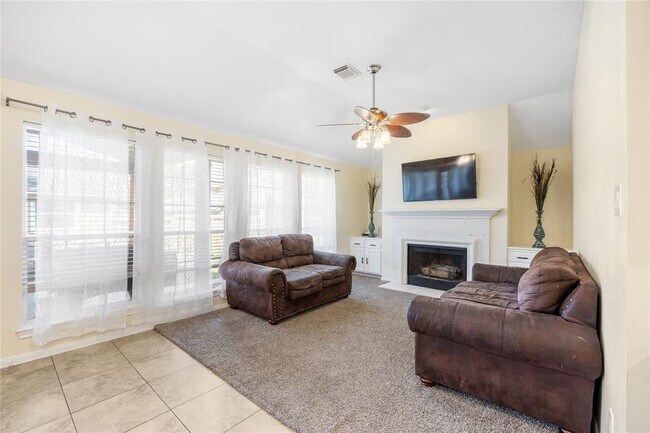 Building Photo - 15703 W Astern Dr