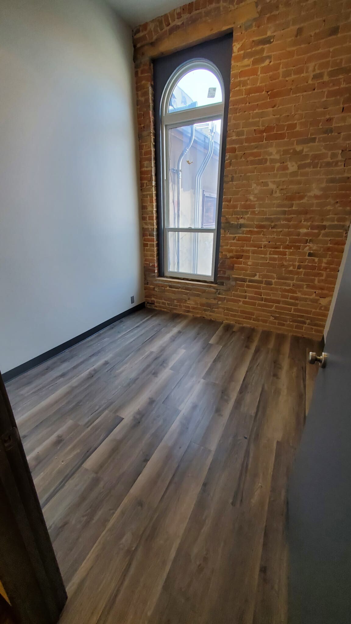 Building Photo - 618 Saint Joseph St