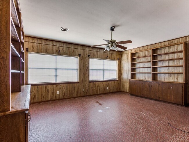 Building Photo - Spacious 4 bedroom in Edmond!