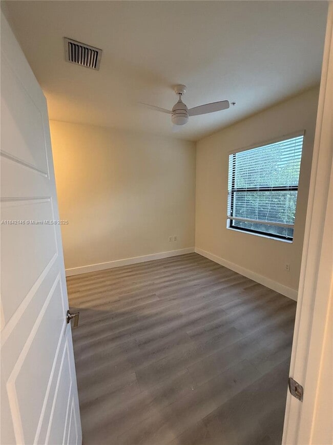 Building Photo - 8005 NW 104th Ave