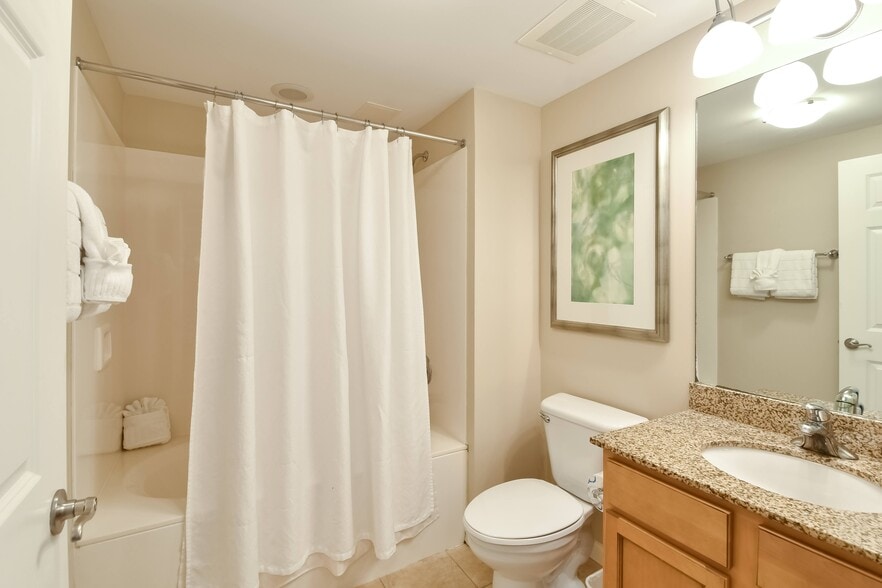 Building Photo - 4203 Indian Bayou Trl