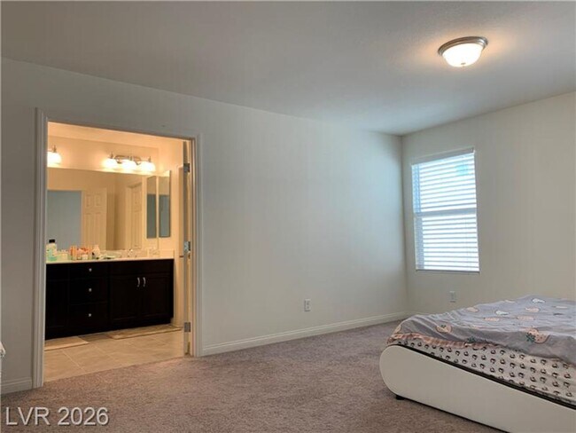 Building Photo - Nearly New! Stunning 5-Bedroom Home with Modern Features