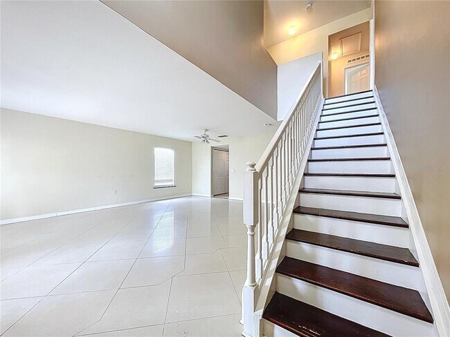 Building Photo - 5060 Spanish Oaks Blvd