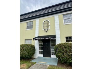 Building Photo - Recently Remodeled Winter Park 1 Bed, 1 Ba...