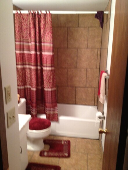 Building Photo - 3104 Hascall St