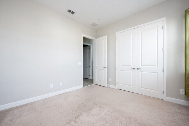 Building Photo - Modern 2 bedroom, 2 bath Townhouse with Bonus Room in the Laureate Park Community of Lake Nona.