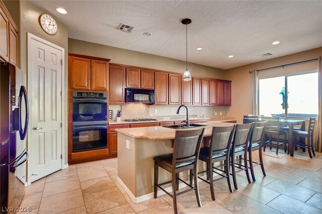 Building Photo - 2558 Kinghorn Pl