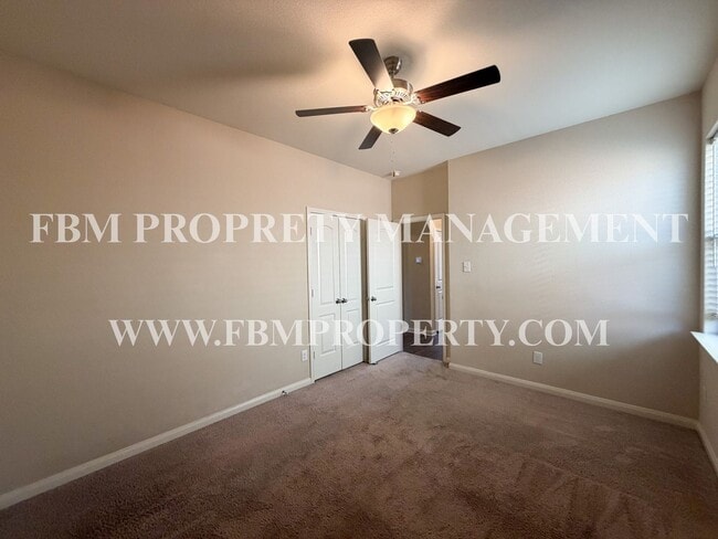 Building Photo - 5412 Persimmon Dr