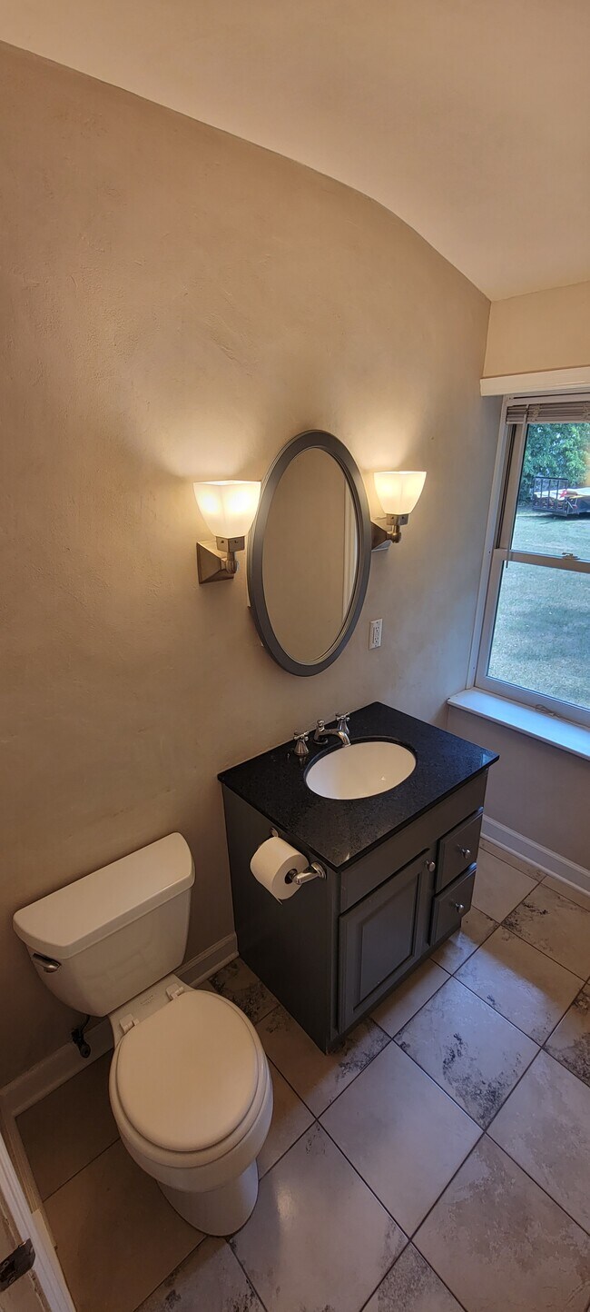 Building Photo - 19101 Delton Ave