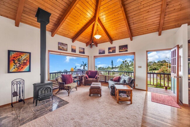 Building Photo - Fully Furnished 4BR in Kula. Garage, Bonus...