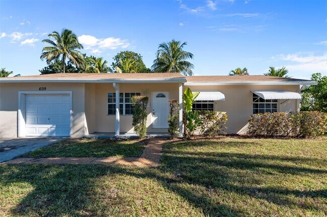 Building Photo - 6719 Boulevard of Champions