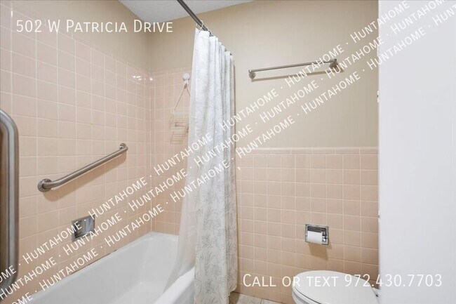 Building Photo - 502 W Patricia Dr