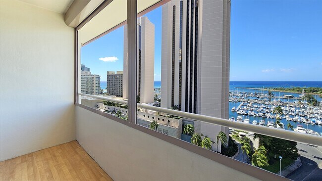 Building Photo - 1676 Ala Moana Blvd