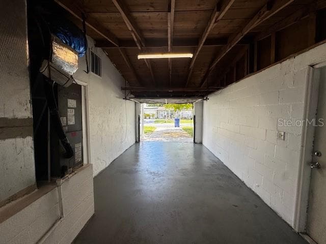 Building Photo - 6421 Kelso Dr