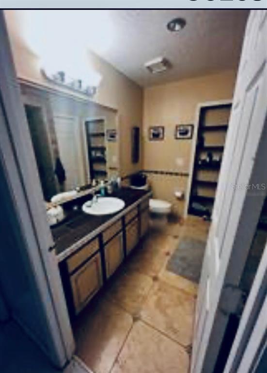 Building Photo - 761 Americana Ct