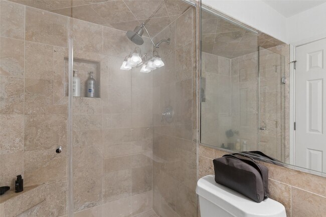 Building Photo - 10109 Regal Park Ln