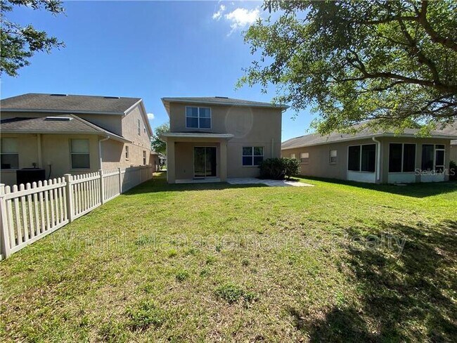 Building Photo - 7843 Foxgrove Dr