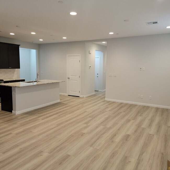 Building Photo - Brand New 3 Bedroom Home - Be the First to...