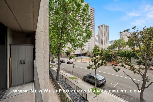 Building Photo - Renovated Cortez Hill 2 Bedroom at Symphon...