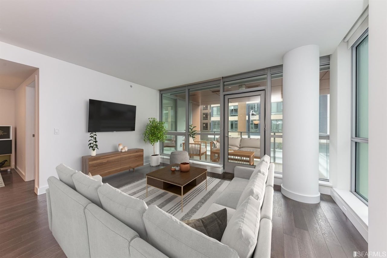 Building Photo - 718 Long Bridge St