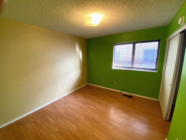 Building Photo - Sparks House For Rent