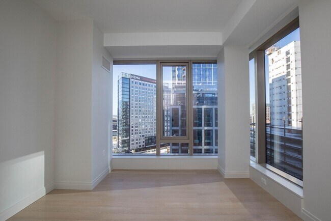 Building Photo - 133 Seaport Blvd