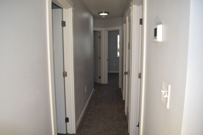 Building Photo - A St Townhomes