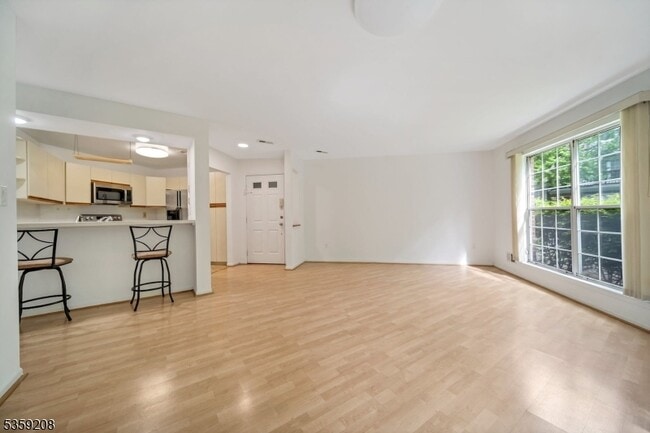 Building Photo - 1449 Teresa Dr