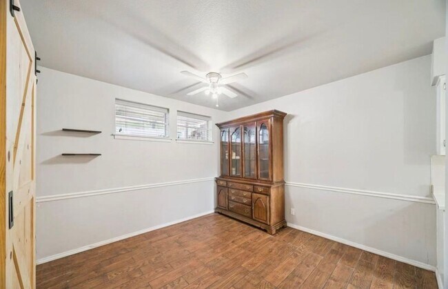 Building Photo - 4614 E 68th St