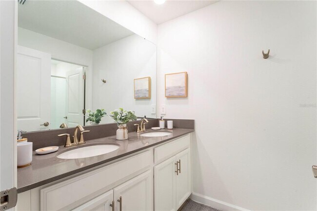 Building Photo - 1162 Kingsbarn St