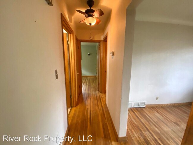 Building Photo - 2 br, 1 bath House - 1805 4th St S North Unit