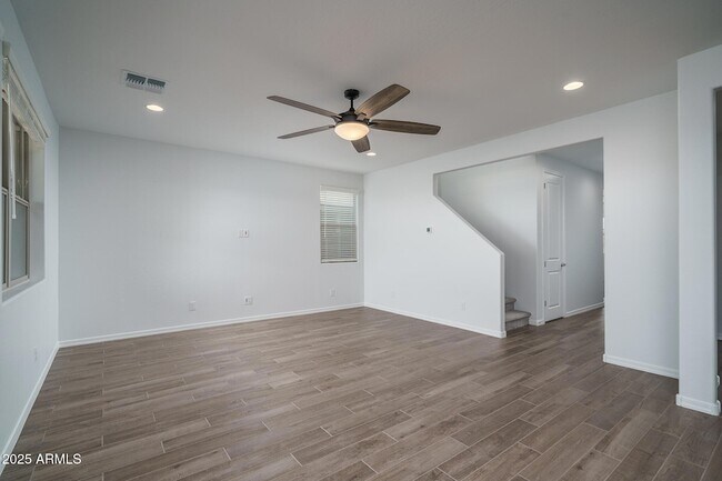 Building Photo - 9036 S 169th Dr