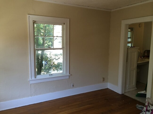 Interior Photo - Clayton Place