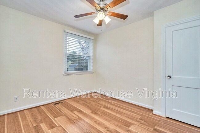 Building Photo - 3502 Commonwealth Ave