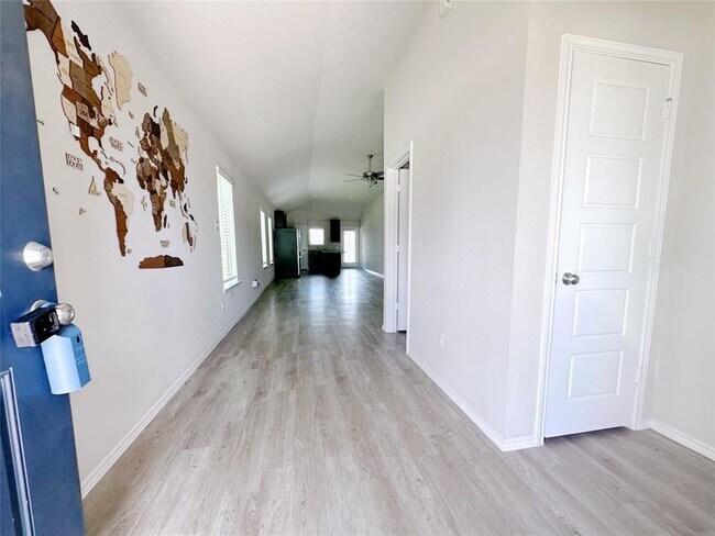 Building Photo - 21438 Hawthorn Harvest Cir