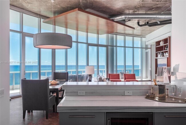 Building Photo - 5959 Collins Ave
