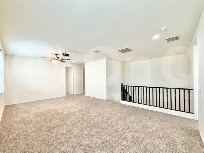 Building Photo - 9576 W Donald Dr
