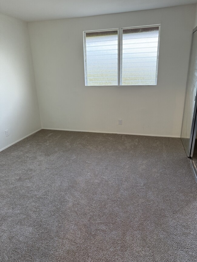 Building Photo - 94-1430-1430 Lanikuhana Ave