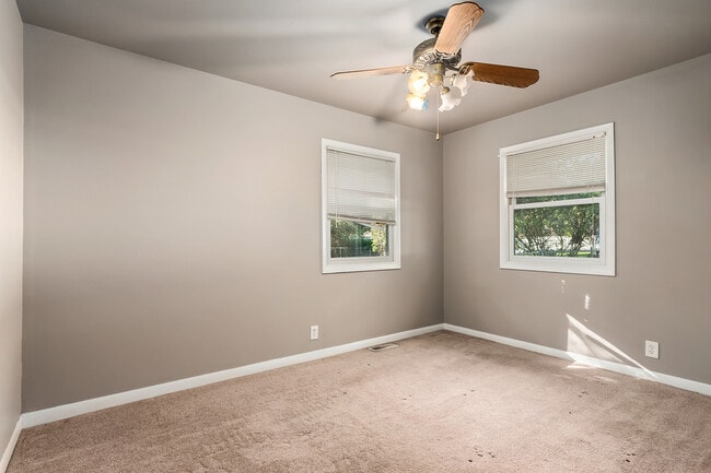 Building Photo - 16340 S McGrath Dr