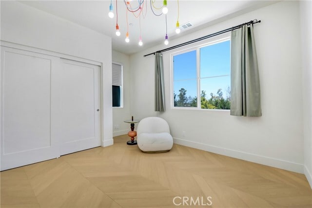 Building Photo - 181 Novel