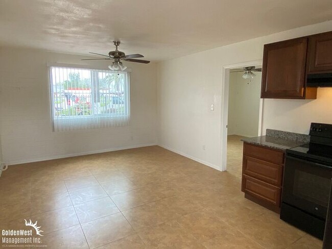 Building Photo - Charming 1Bdm 1Ba Apartment in Pineview Me...