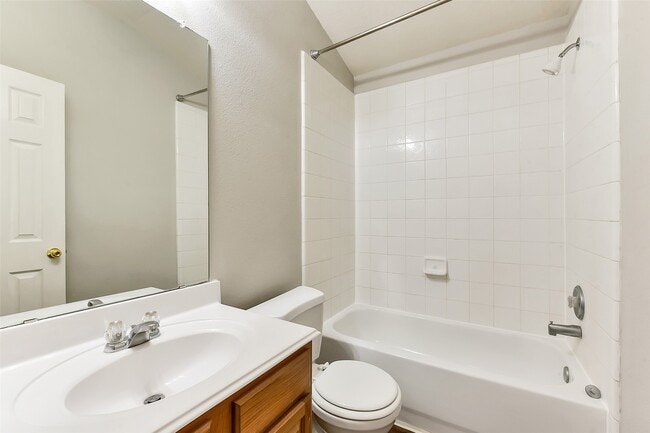 Building Photo - 3863 Silver Hawk Dr