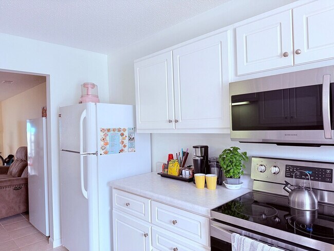 Building Photo - 128 Deer Hound Trail