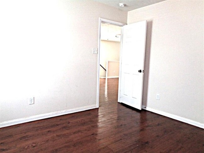 Building Photo - 3410 Maris Way