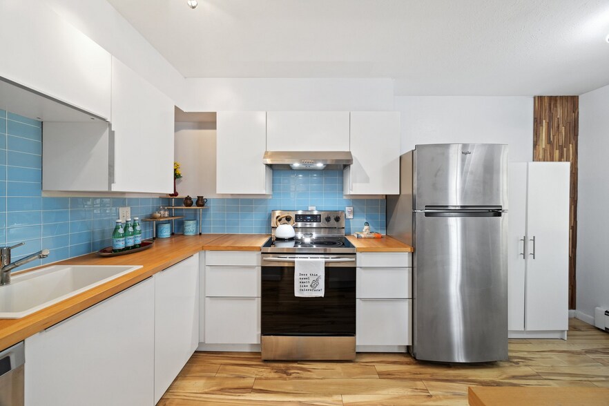 Building Photo - 9240 W 49th Ave