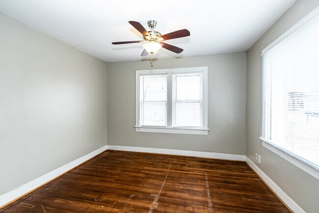 Building Photo - 2310 15th St