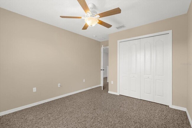 Building Photo - 2758 River Landing Dr