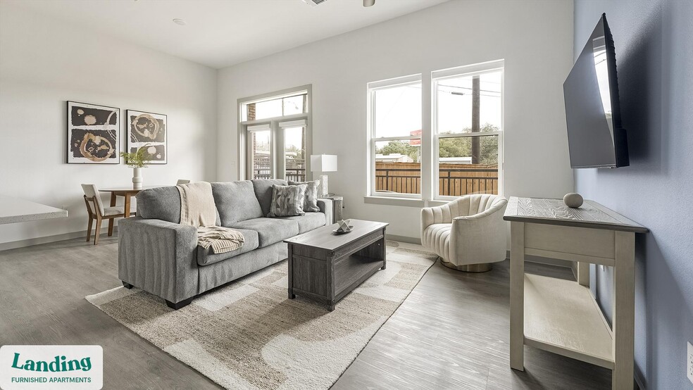 Primary Photo - 3706 Goodwin Ave