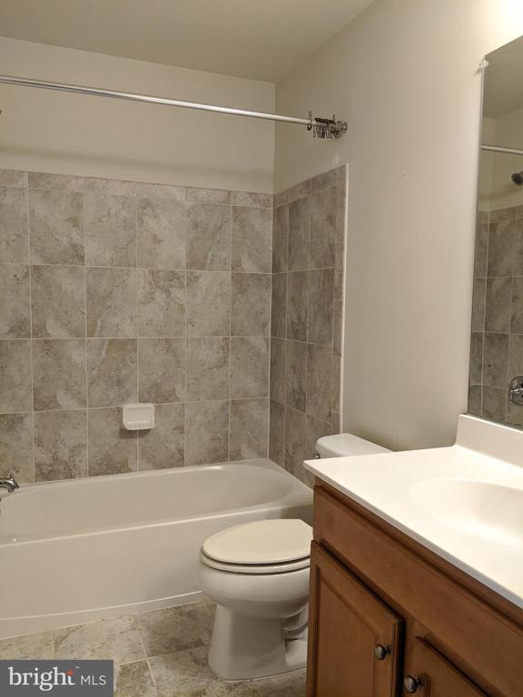 Building Photo - 25503 Amber Gate Terrace